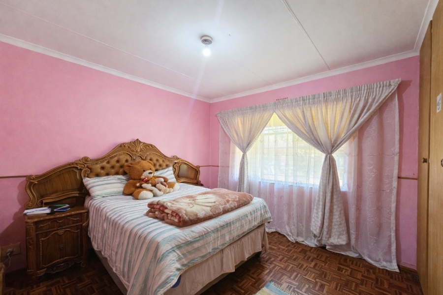 3 Bedroom Property for Sale in Vaalpark Free State